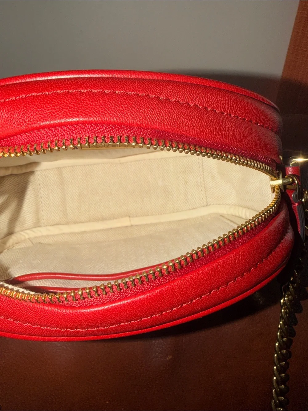 ‼️Tory Burch Kira Chevron Red Leather Camera Crossbody Bag